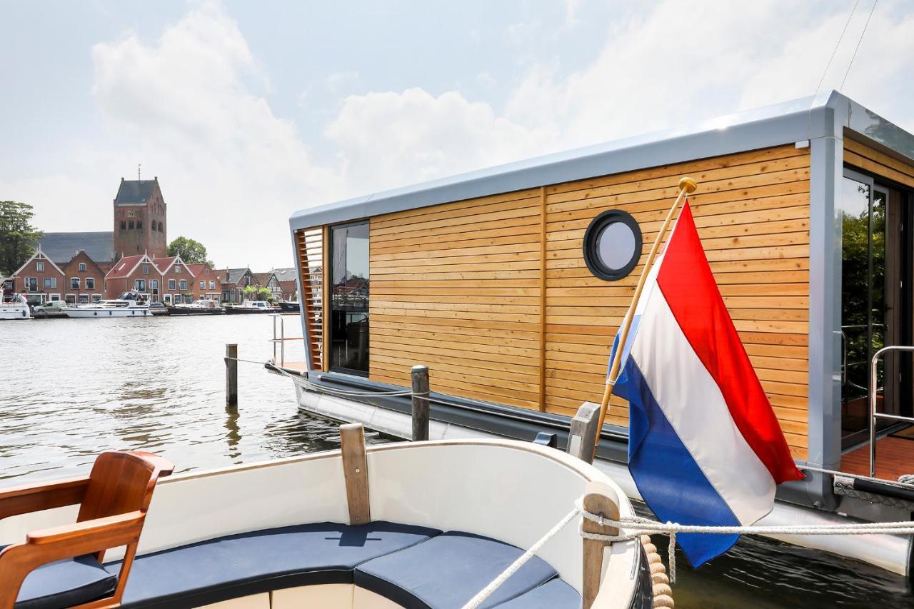 מלון חראו Luxe Houseboat Skoft מראה חיצוני תמונה